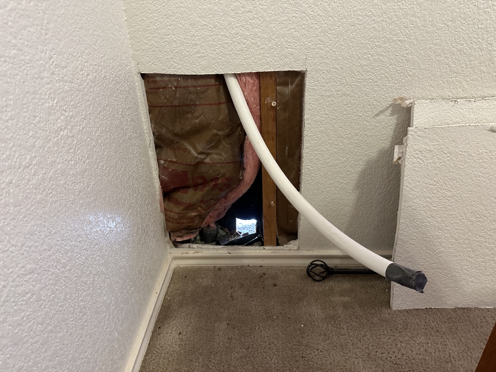 2024/01(January)/Disraeli-Water-Pipe-Replacement/1024x768_2024-01-10-Disraeli-Water-RePIPE-50.JPG
