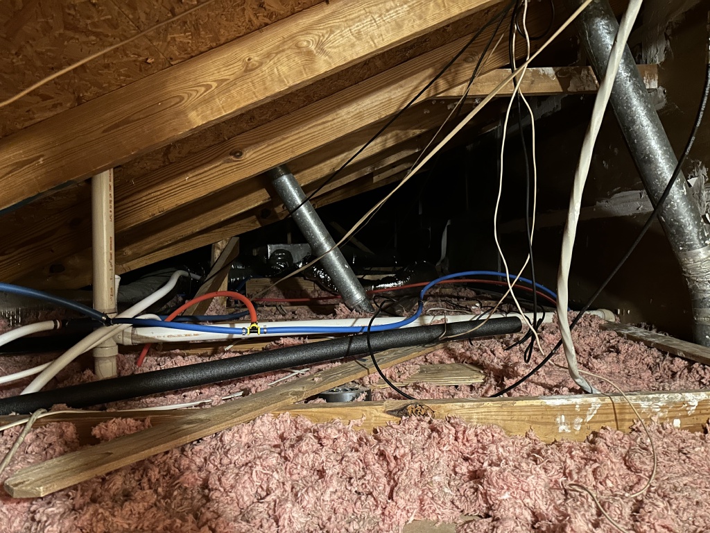 2024/01(January)/Disraeli-Water-Pipe-Replacement/1024x768_2024-01-11-Disraeli-Water-RePIPE-85.JPG