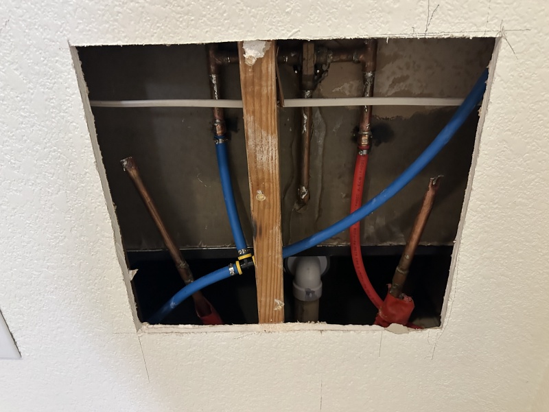 2024/01(January)/Disraeli-Water-Pipe-Replacement/800x600_2024-01-11-Disraeli-Water-RePIPE-71.JPG