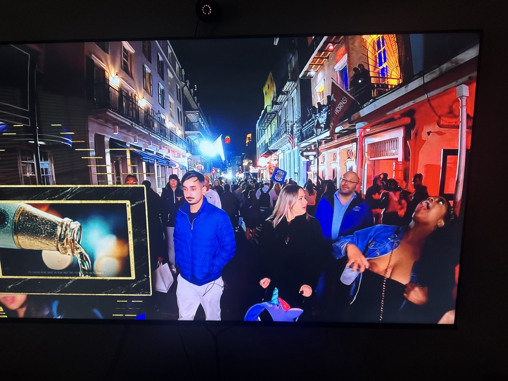 2024/01(January)/Misc/2024-01-02-01-Boob-on-TV-during-football-game.JPG