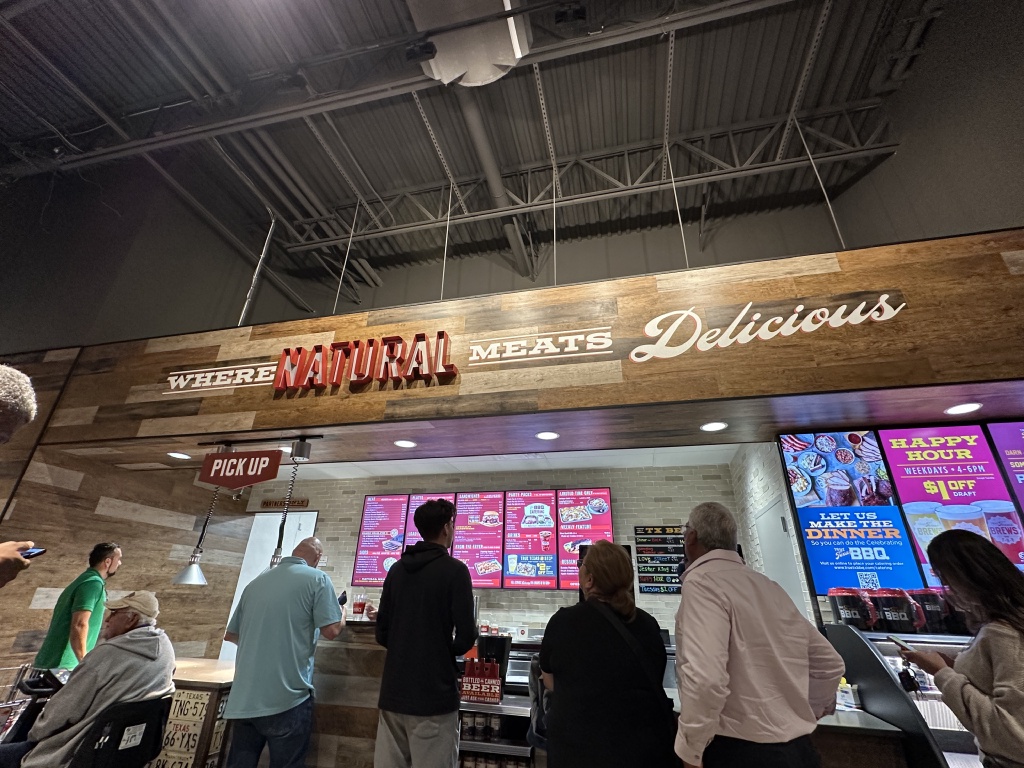2024-11-17-Pflugerville-HEB-BBQ.JPG