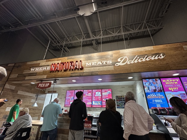 2024-11-17-Pflugerville-HEB-BBQ.JPG