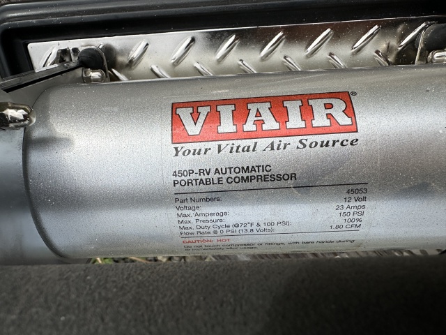 2024-06-20-Sprinter-05-Flat-Tire-Back-Driver.JPG