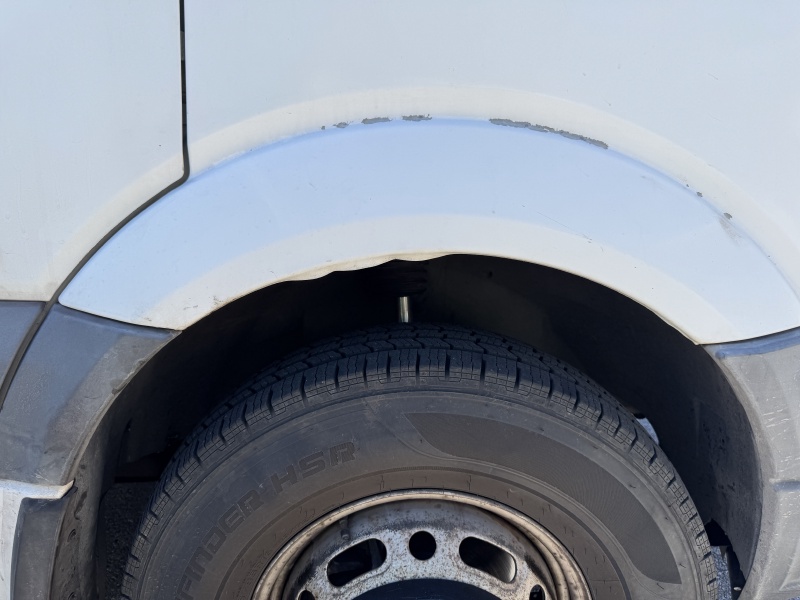 2024/01(January)/Sprinter/800x600_2024-09-27-Sprinter-01-Bent-Wheel-Well-during-front-Shock-Replacement.JPG