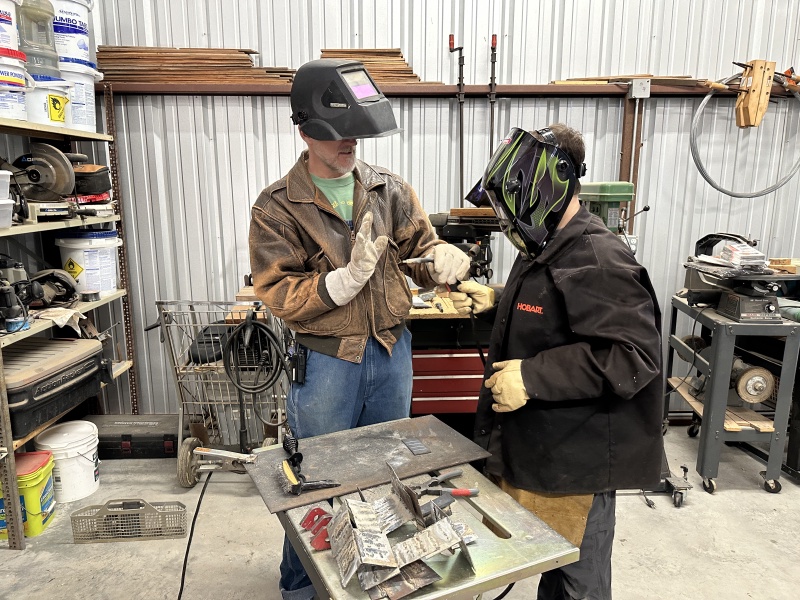 2024/02(February)/Bluestem-Welding/800x600_2024-02-24-Bluestem-Welding-01-Travis.JPG
