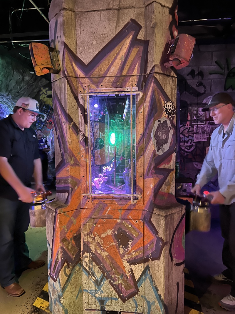 2024/03(March)/Meow-Wolf-Denver/800x600_2024-03-21-Meow-Wolf-Denver-38-Travis.JPG
