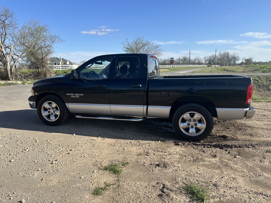 2024/03(March)/Sold-2004-Pickup/1024x768_2024-03-09-Sold-2004-Dodge-1500-Pickup-02.JPG