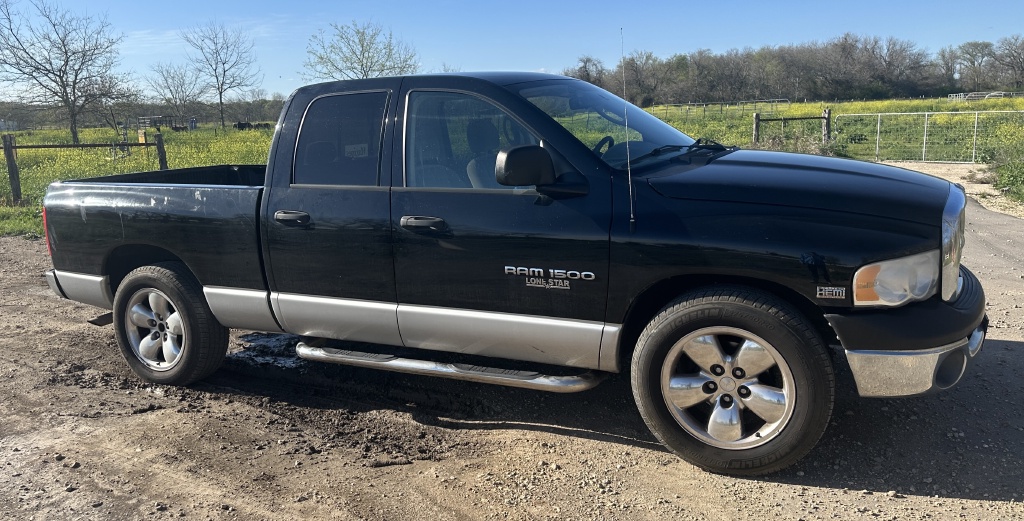 2024/03(March)/Sold-2004-Pickup/1024x768_2024-03-09-Sold-2004-Dodge-1500-Pickup-09.JPG