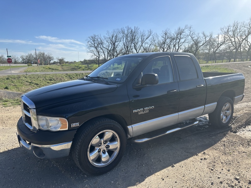 2024/03(March)/Sold-2004-Pickup/800x600_2024-03-09-Sold-2004-Dodge-1500-Pickup-12.JPG