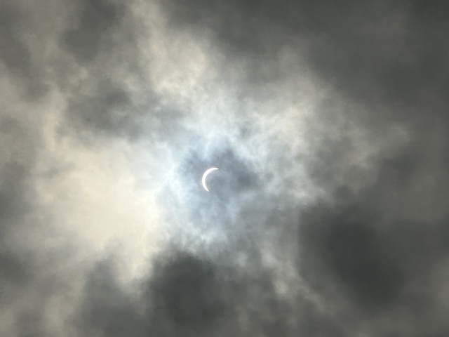 2024/04(April)/Total-Solar-Eclipse/640x480_2024-04-08-Total-Solar-Eclipse-17.JPG