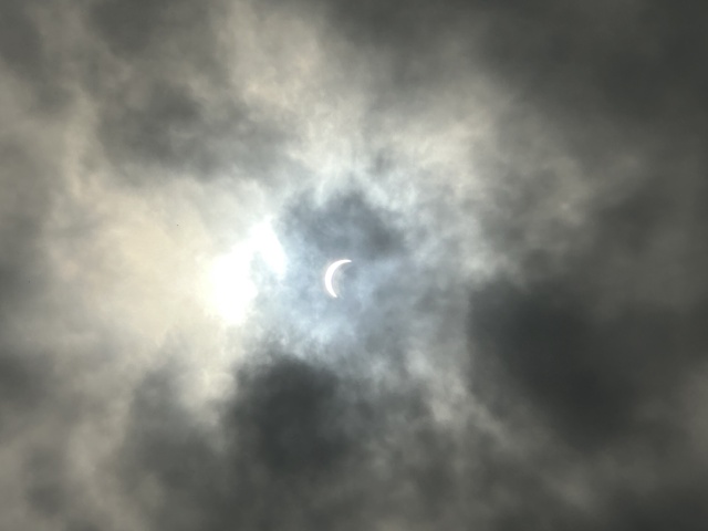 2024/04(April)/Total-Solar-Eclipse/640x480_2024-04-08-Total-Solar-Eclipse-18.JPG
