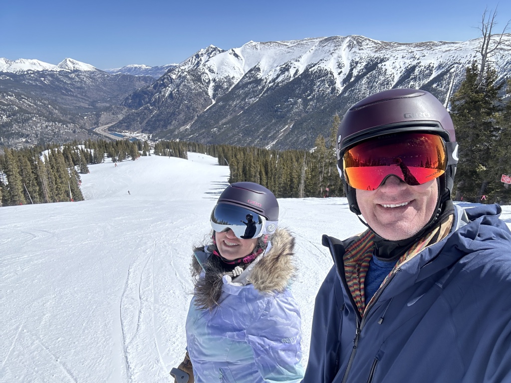 2024/05(May)/Colorado/1024x768_2024-05-04-Colorado-028-Suzi-Travis-Copper-Mountain.JPG
