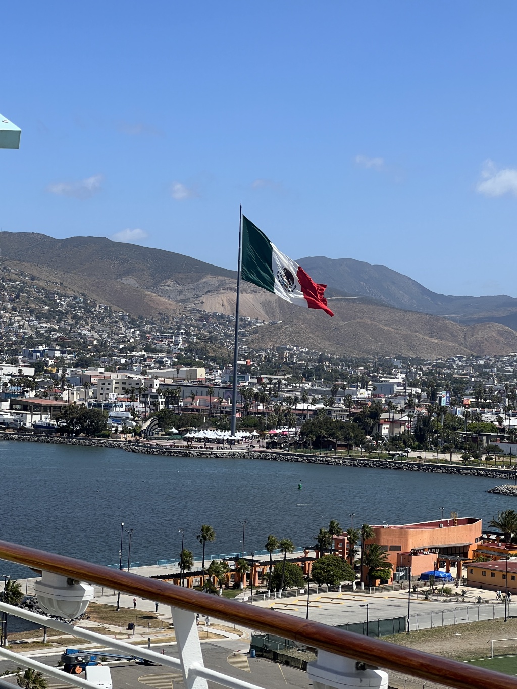 2024/05(May)/Royal-Carribean-Cruise-LA-to-Cabo/1024x768_2024-05-25-Royal-Cruise-LA-Cabo-016-Ensenada.JPG