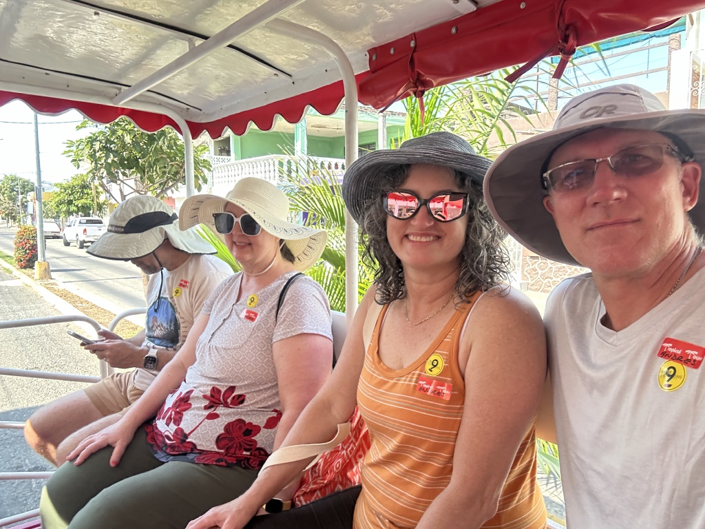 2024/05(May)/Royal-Carribean-Cruise-LA-to-Cabo/1024x768_2024-05-28-Royal-Cruise-LA-Cabo-086-Ren-Marci-Suzi-Travis.JPG