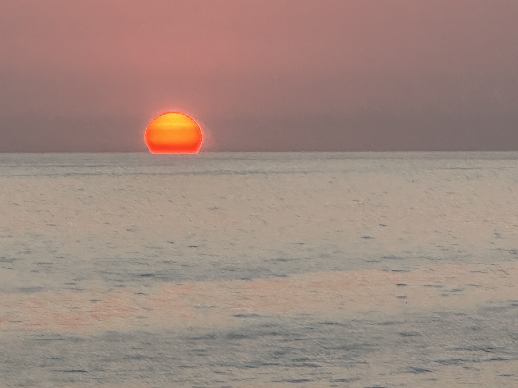 2024/05(May)/Royal-Carribean-Cruise-LA-to-Cabo/1024x768_2024-05-28-Royal-Cruise-LA-Cabo-143-sunset.JPG