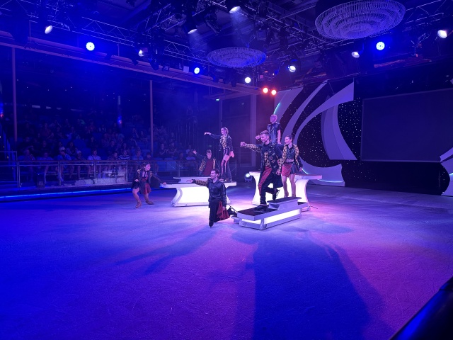 2024-05-27-Royal-Cruise-LA-Cabo-082-ice-skating-show.JPG