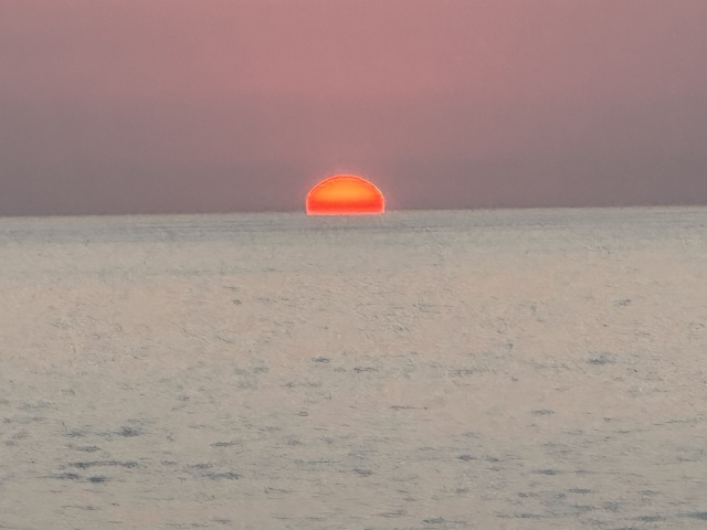 2024/05(May)/Royal-Carribean-Cruise-LA-to-Cabo/640x480_2024-05-28-Royal-Cruise-LA-Cabo-147-sunset.JPG