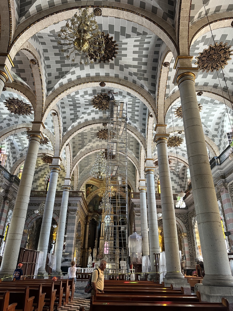 2024/05(May)/Royal-Carribean-Cruise-LA-to-Cabo/800x600_2024-05-28-Royal-Cruise-LA-Cabo-091-Church.JPG