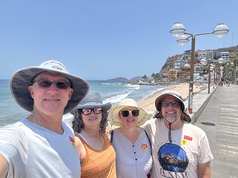 2024/05(May)/Royal-Carribean-Cruise-LA-to-Cabo/800x600_2024-05-28-Royal-Cruise-LA-Cabo-108-Travis-Suzi-Marci-Ren.JPG