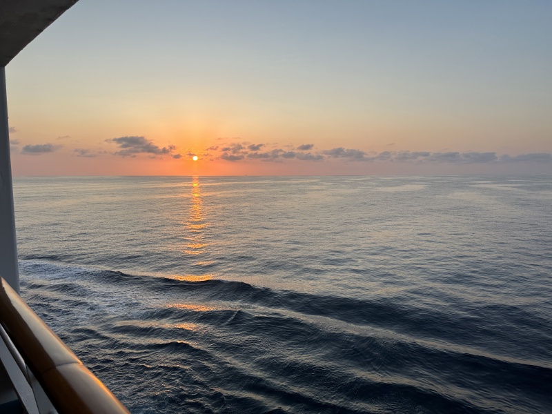 2024/05(May)/Royal-Carribean-Cruise-LA-to-Cabo/800x600_2024-05-28-Royal-Cruise-LA-Cabo-121-sunset.JPG