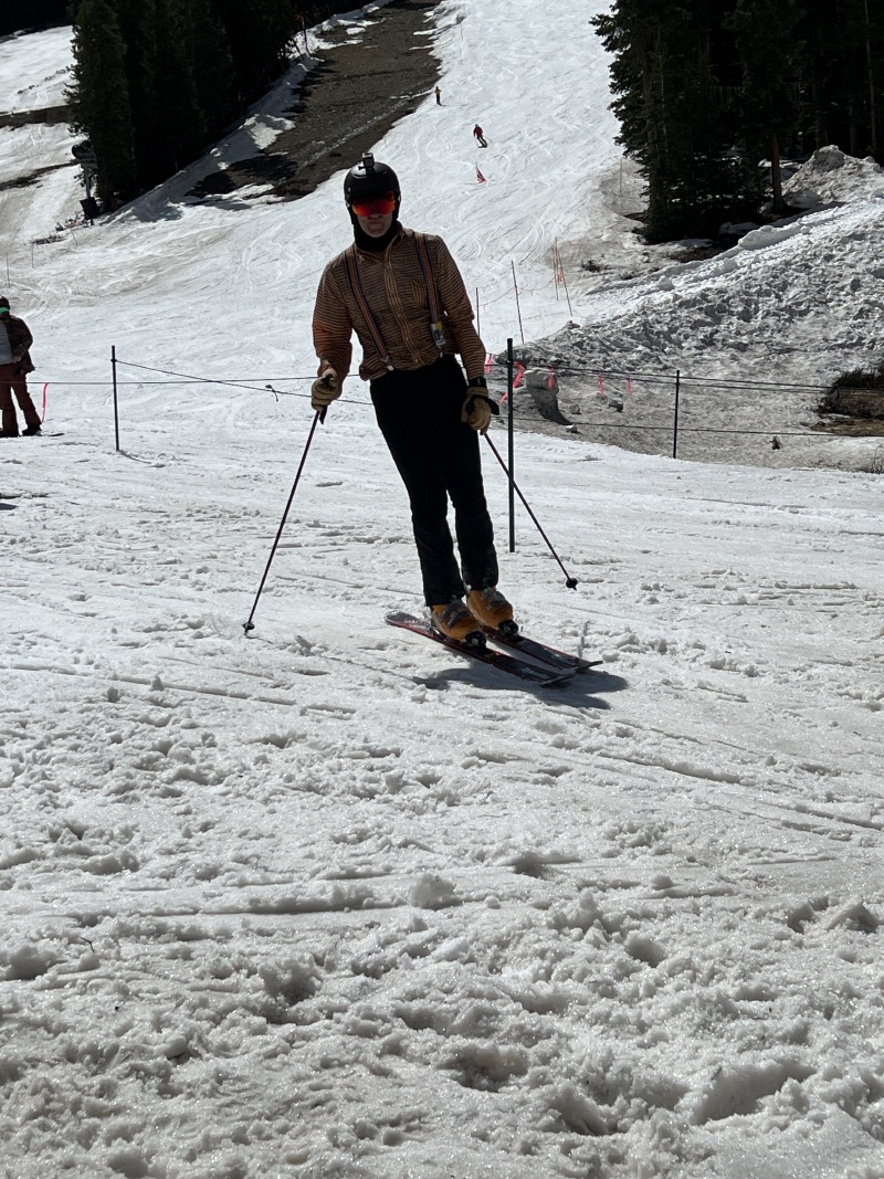2024/06(June)/Colorado/800x600_2024-06-08-Colorado-25-ABasin-Travis.JPG