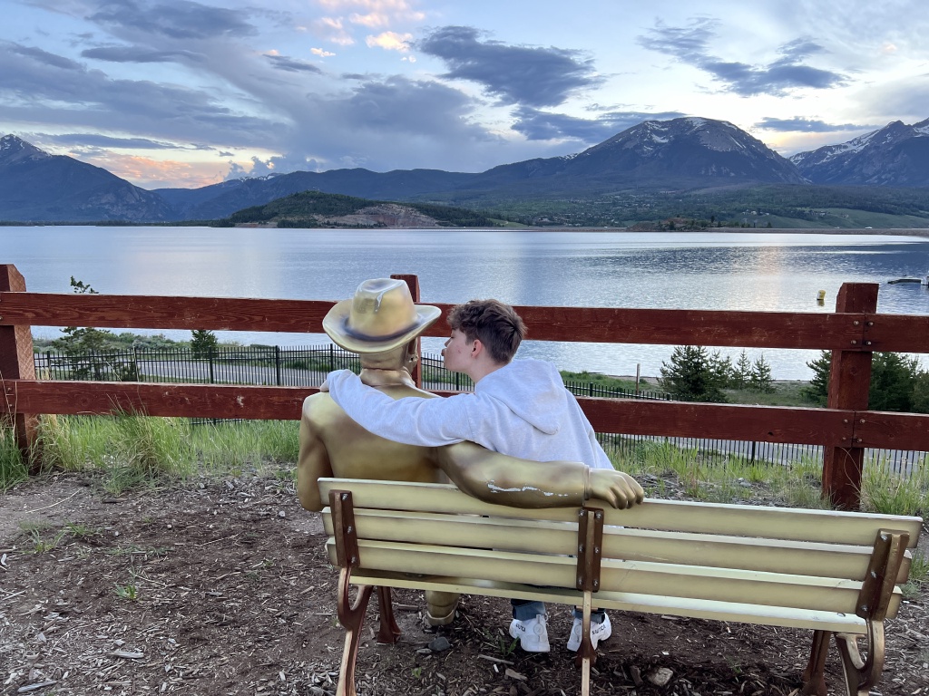 2024/06(June)/Karen-Mike-JimWoodgate-Visit-Colorado/1024x768_2024-06-24-Lawson-Visit-21-Nic.JPG