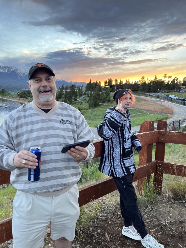 2024/06(June)/Karen-Mike-JimWoodgate-Visit-Colorado/640x480_2024-06-24-Lawson-Visit-11-Mike-Las.JPG