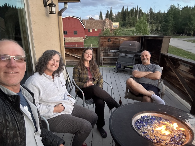 2024/06(June)/Karen-Mike-JimWoodgate-Visit-Colorado/800x600_2024-06-23-Lawson-Visit-03-Travis-Suzi-Karen-Mike.JPG