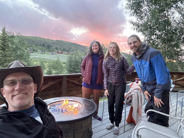 2024/06(June)/Trail-Angel/640x480_2024-07-06-TrailAngel-Bailey-Jake-Travis-Suzi.JPG