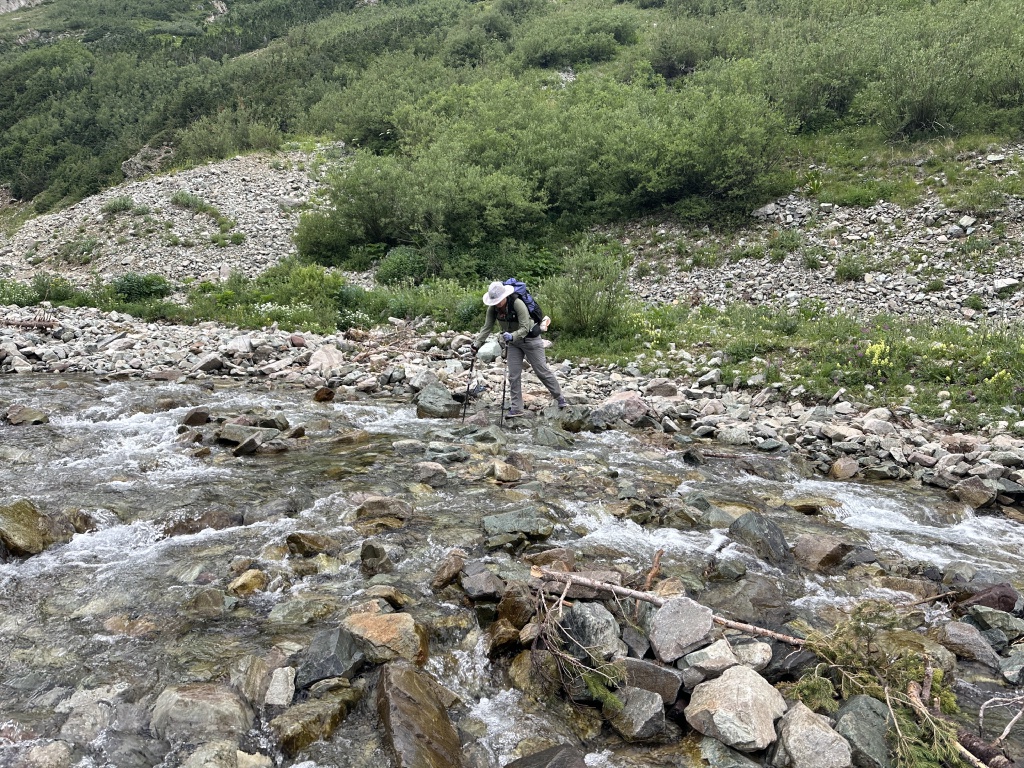 2024/07(July)/Maroon-Bells-Four-Pass-Loop/1024x768_2024-07-26-Maroon-Bells-4PL-182-Suzi.JPG
