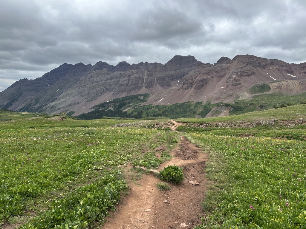 2024/07(July)/Maroon-Bells-Four-Pass-Loop/1024x768_2024-07-26-Maroon-Bells-4PL-187.JPG