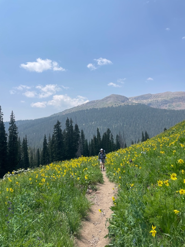 2024/07(July)/Maroon-Bells-Four-Pass-Loop/640x480_2024-07-23-Maroon-Bells-4PL-016-Suzi.JPG