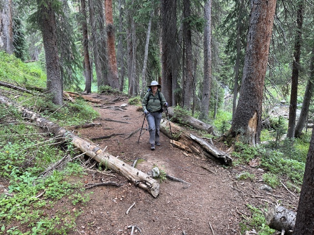 2024/07(July)/Maroon-Bells-Four-Pass-Loop/640x480_2024-07-26-Maroon-Bells-4PL-200-Suzi.JPG