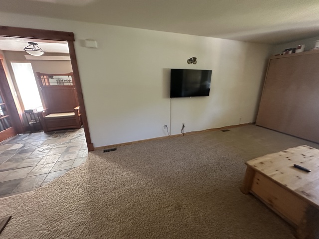 2024/08(August)/588LVC-Before-Renter-Pics/640x480_2024-09-06-LVC-Pre-Renter-Pic-36.JPG