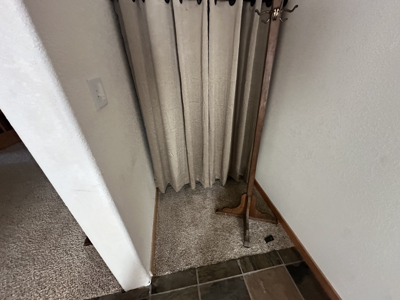 2024/08(August)/588LVC-Before-Renter-Pics/800x600_2024-09-06-LVC-Pre-Renter-Pic-40.JPG