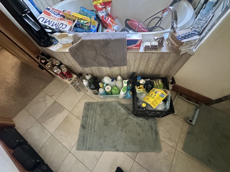 2024/08(August)/588LVC-Before-Renter-Pics/800x600_2024-09-06-LVC-Pre-Renter-Pic-58.JPG