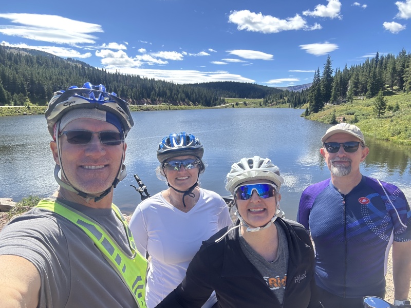 2024/08(August)/Colorado/800x600_2024-08-18-Colorado-11-Travis-Suzi-Marci-Ren.JPG