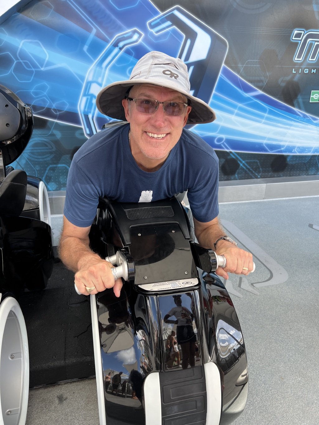 2024/08(August)/Disney-World-Chance-Bianca/1024x768_2024-08-01-Disney-World-013-Travis-lightcycle.JPG