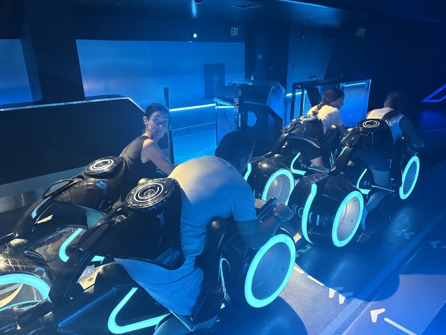 2024/08(August)/Disney-World-Chance-Bianca/640x480_2024-08-01-Disney-World-027-Tron.JPG