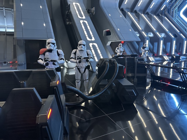 2024-08-03-Disney-World-112-Stormtroopers.JPG