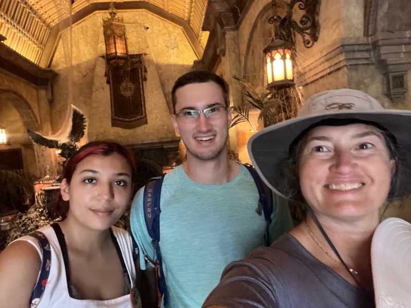 2024/08(August)/Disney-World-Chance-Bianca/800x600_2024-08-03-Disney-World-130-Bianca-Chance-Suzi.JPG