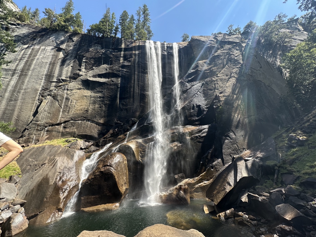 2024/08(August)/Yosemite-High-Sierra-Camp-Loop/1024x768_2024-08-25-Yosemite-132-HappyIsle-Mist-Trail-Nevada-Falls.JPG
