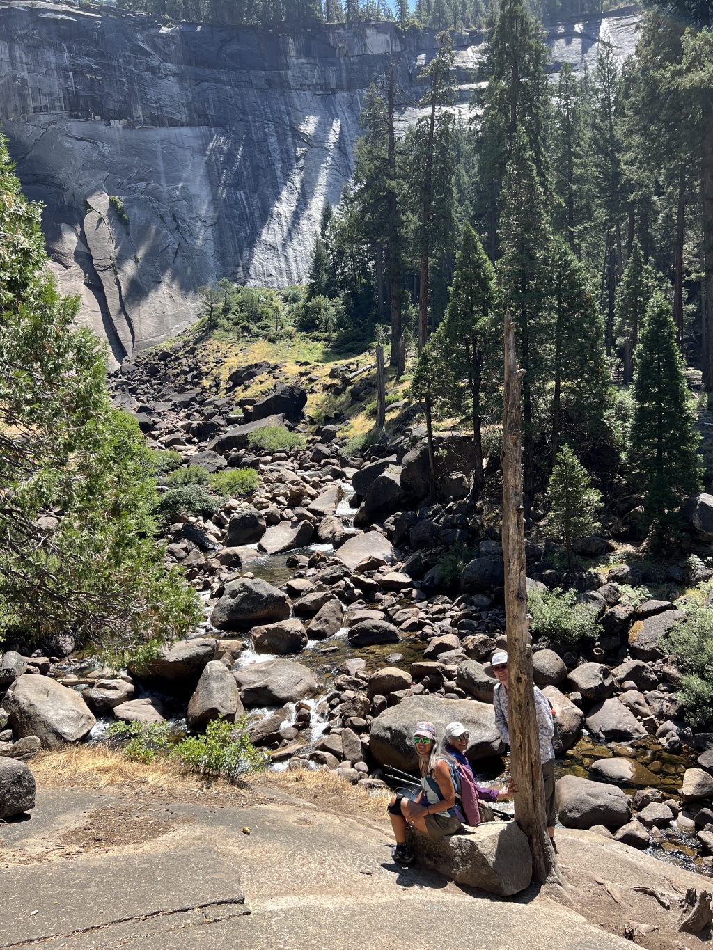 2024-08-25-Yosemite-155-HappyIsle-Mist-Trail-Nevada-Falls-AdrianaGraf-Kavita-Travis.JPG
