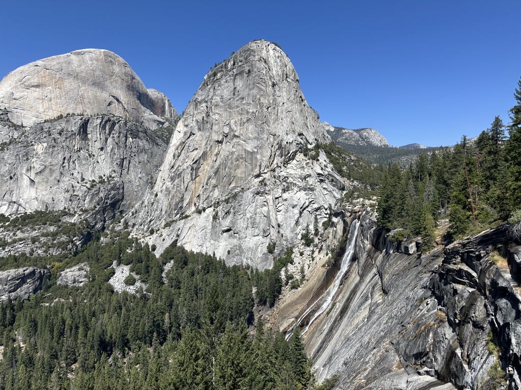 2024/08(August)/Yosemite-High-Sierra-Camp-Loop/1024x768_2024-08-25-Yosemite-184-HappyIsle-Mist-Trail-Nevada-Falls-LibertyCap.JPG