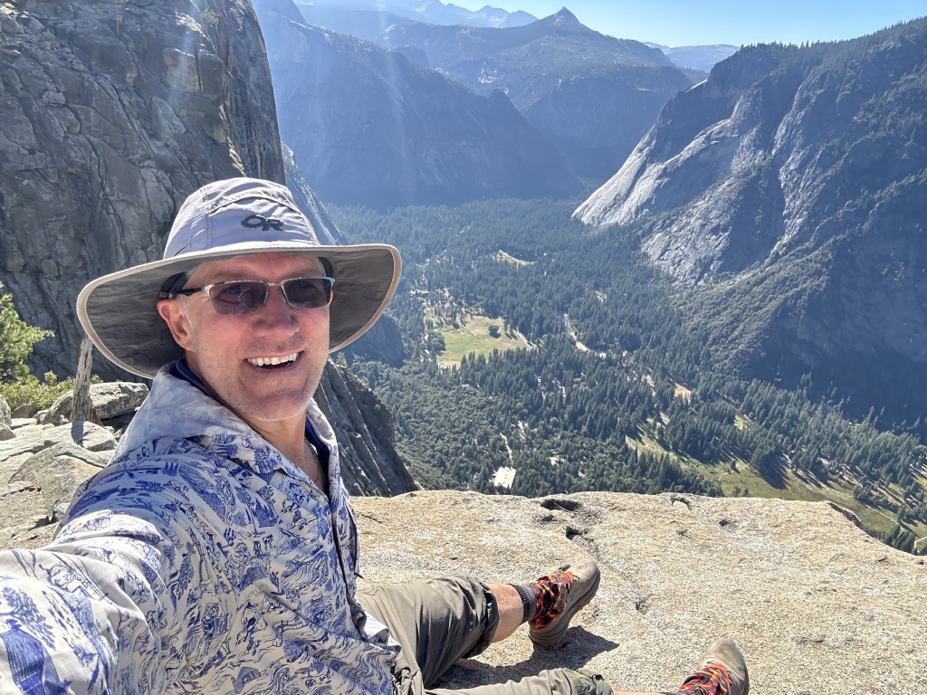 2024/08(August)/Yosemite-High-Sierra-Camp-Loop/1024x768_2024-08-27-Yosemite-280-Falls-to-Tioga-Rd-Travis.JPG