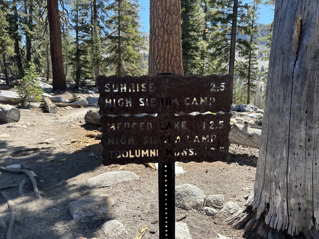 2024-08-29-Yosemite-378-hike-to-MayLake.JPG