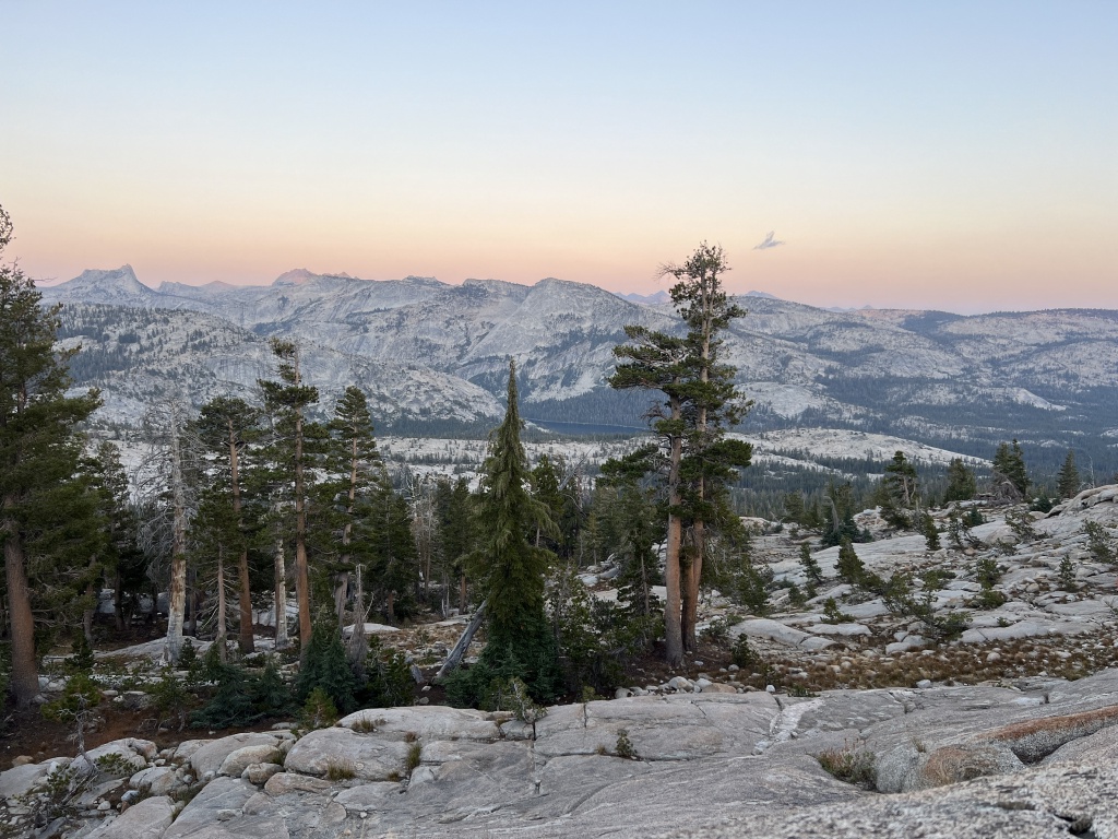 2024-08-29-Yosemite-411-hike-to-MayLake.JPG