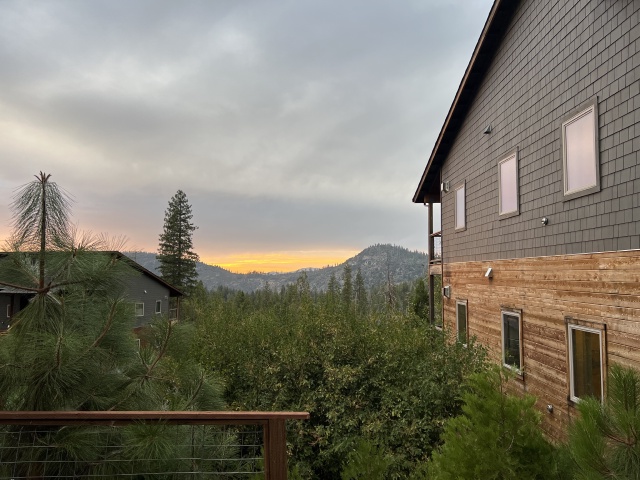 2024-08-23-Yosemite-041-Rush-Creek-Lodge.JPG