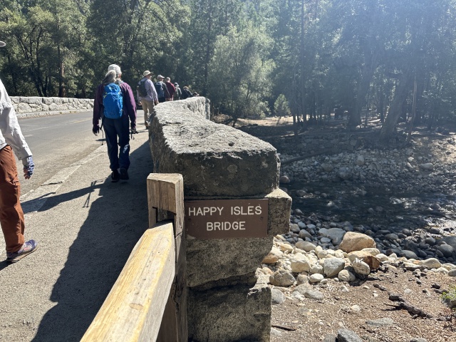 2024/08(August)/Yosemite-High-Sierra-Camp-Loop/640x480_2024-08-25-Yosemite-107-HappyIsle-Mist-Trail-Nevada-Falls.JPG