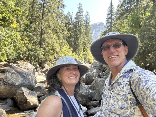 2024/08(August)/Yosemite-High-Sierra-Camp-Loop/640x480_2024-08-25-Yosemite-114-HappyIsle-Mist-Trail-Nevada-Falls-Suzi-Travis.JPG